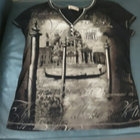 Blue Canyon clothing Venis lights Italy top