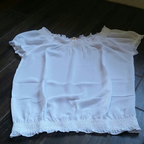 Reposh off the shoulder sheer blouse - Picture 4 of 4