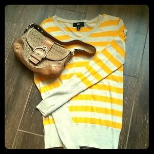 Mossimo light weight sweater / size S