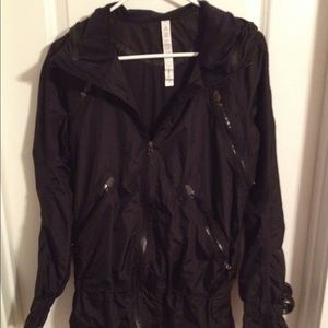 Lululemon Rain Jacket Size 6