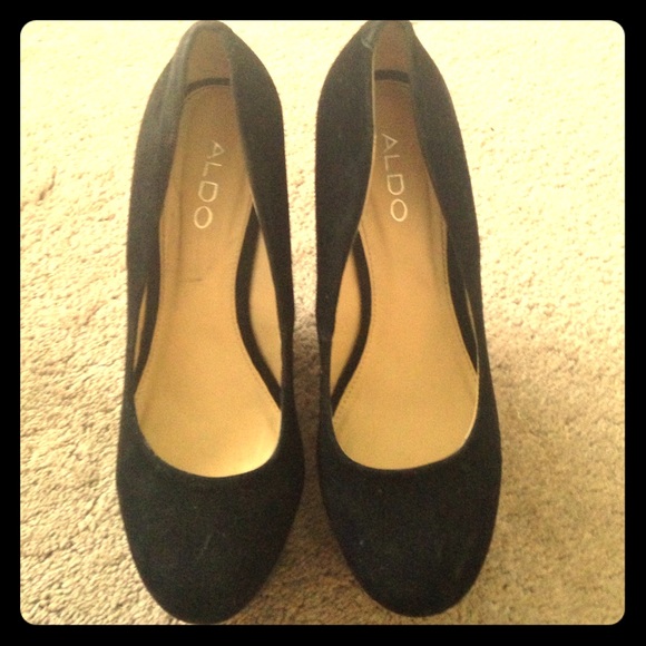 Aldo wedge heel