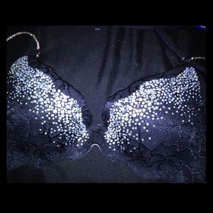 Victoria Secret - secret embrace push bra
