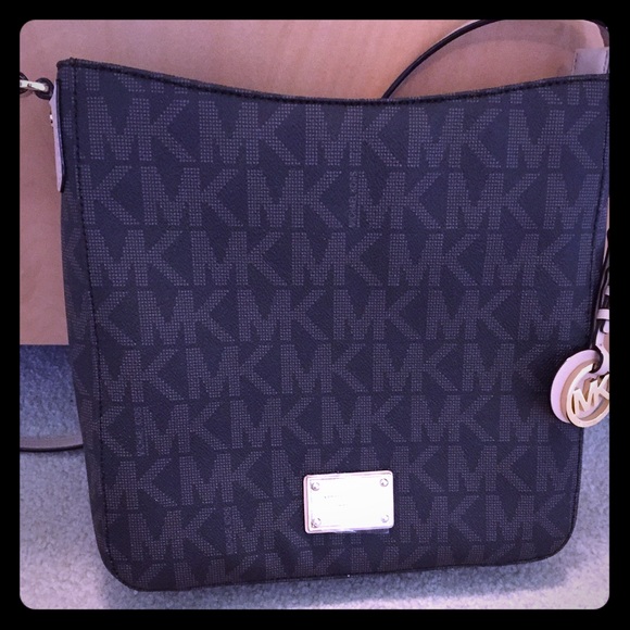 Michael Kors Crossbody