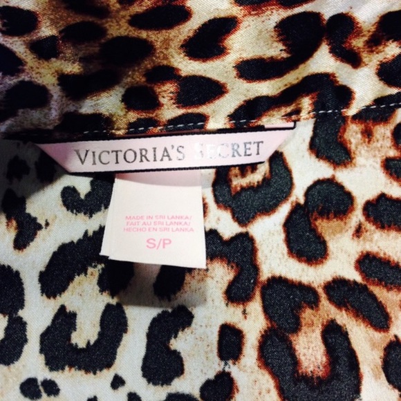 VS Leopard Silk Night Shirt - Picture 2 of 3