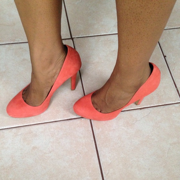 ⚡️⚡️Jessica Simpson Pumps⚡️⚡️ - Picture 4 of 4