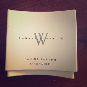 Banana Republic W Perfume