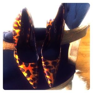 Leopard Pumps!