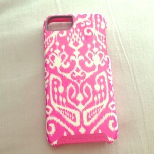 iPhone 5, 5s Phone Case ! ( still in box )