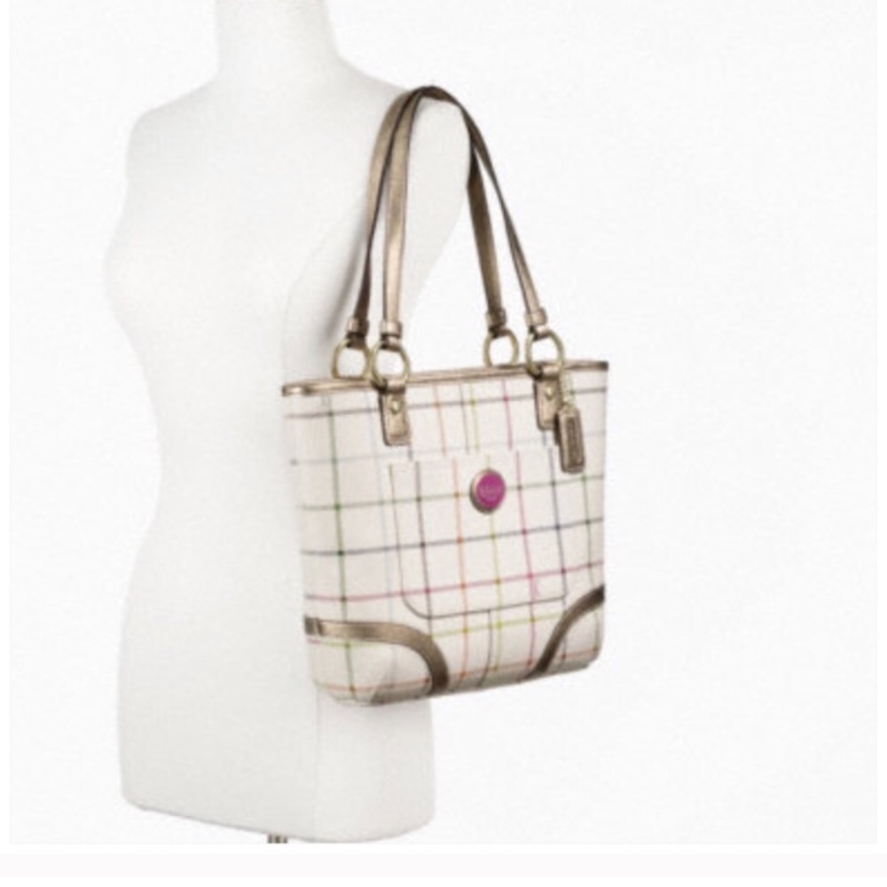 Coach- Authentic purse - Picture 4 of 6