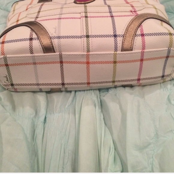 Coach- Authentic purse - Picture 6 of 6