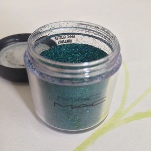 Mac Jewel Marine glitter!!