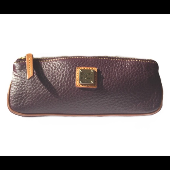 Dooney & Bourke  Cosmetics Case