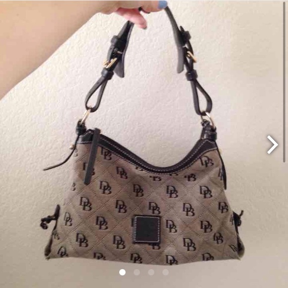 Dooney & Bourke Shoulder Purse