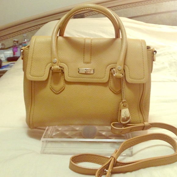 Cole Haan Handbag./shoulder bag