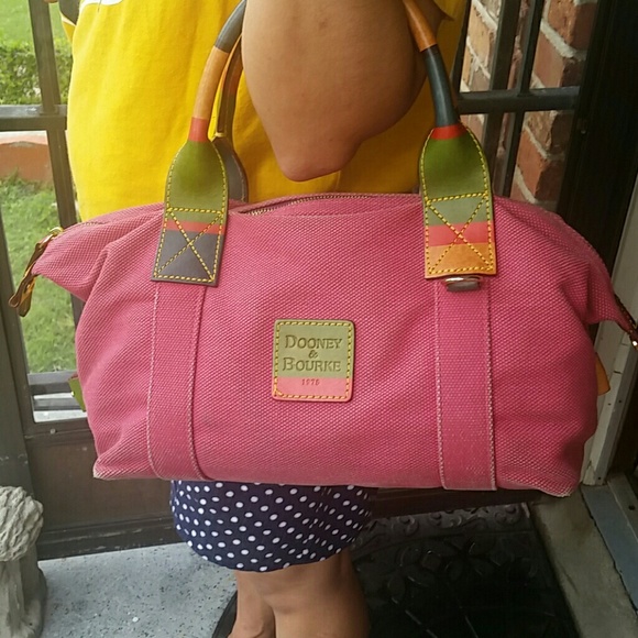 Handbags - Picture 1 of 4