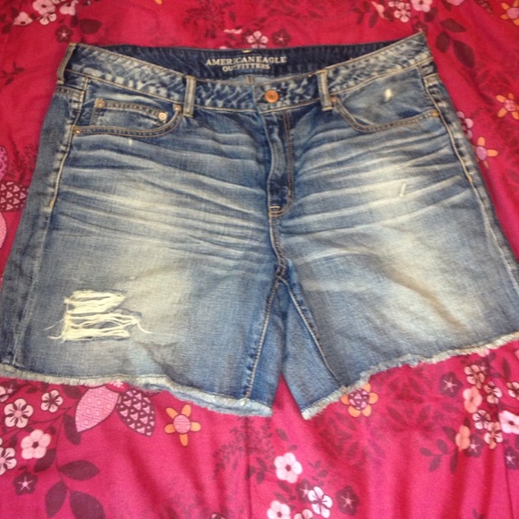 AE DENIM SHORTS