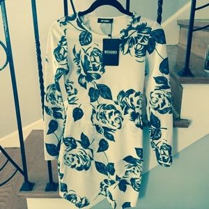 NWT Missguided Dress!!