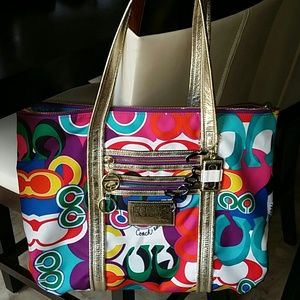 Authentic Coach Poppy Tote