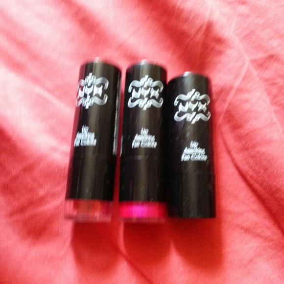Nyx lippies