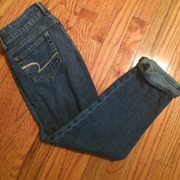 American Eagle artist cropped jeans