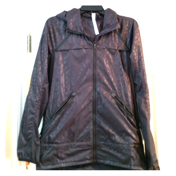 Lululemon rain jacket
