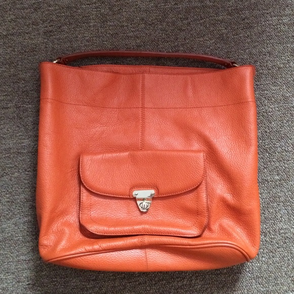 🚫SOLD🅿️🅿️🚫Banana Republic shoulder bag