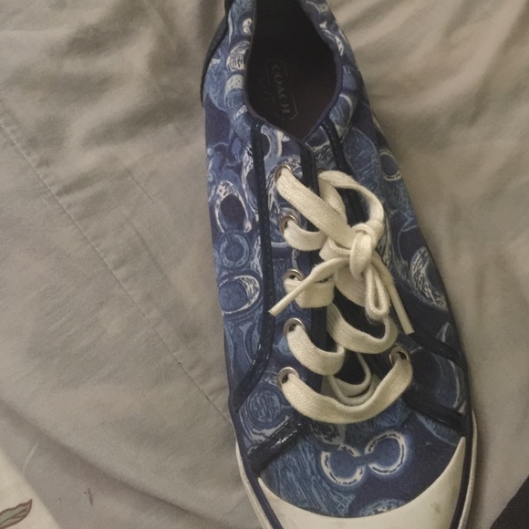 Shoes - Picture 2 of 2