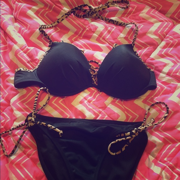 VS Bikini! 🌴