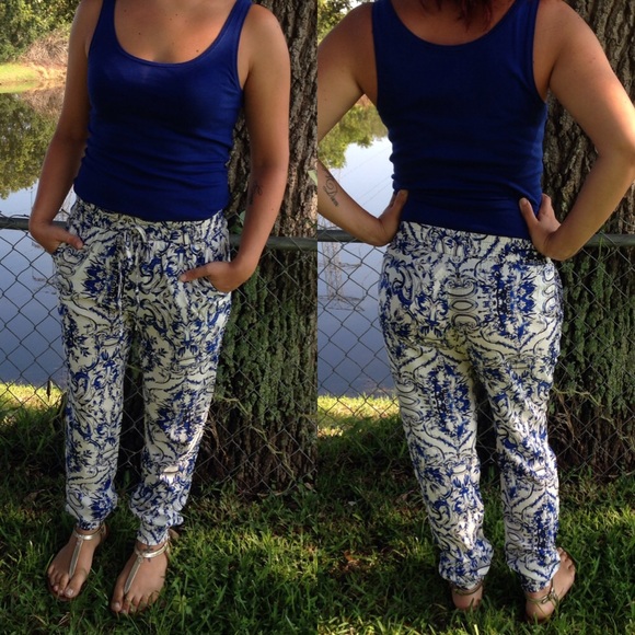 Last pair SALE🎉 trendy joggers - Picture 2 of 4