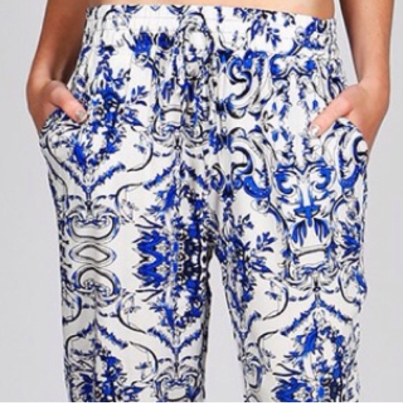 Last pair SALE🎉 trendy joggers - Picture 4 of 4