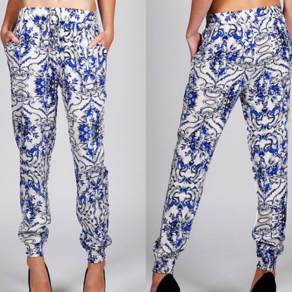 Last pair SALE🎉 trendy joggers - Picture 3 of 4