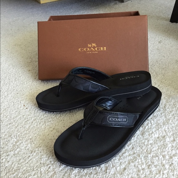 ‼️SOLD‼️ COACH authentic brand new black flip flop
