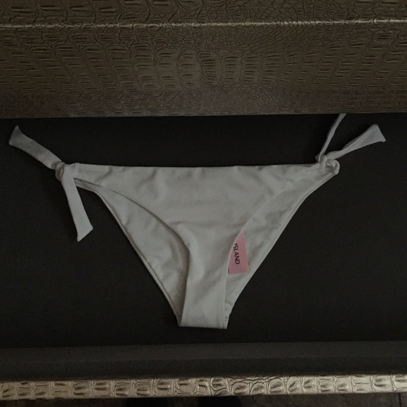 River Island side-tie bikini bottoms
