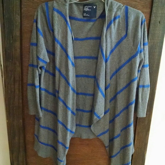 American eagle gray w/blue stripes drapey cardigan
