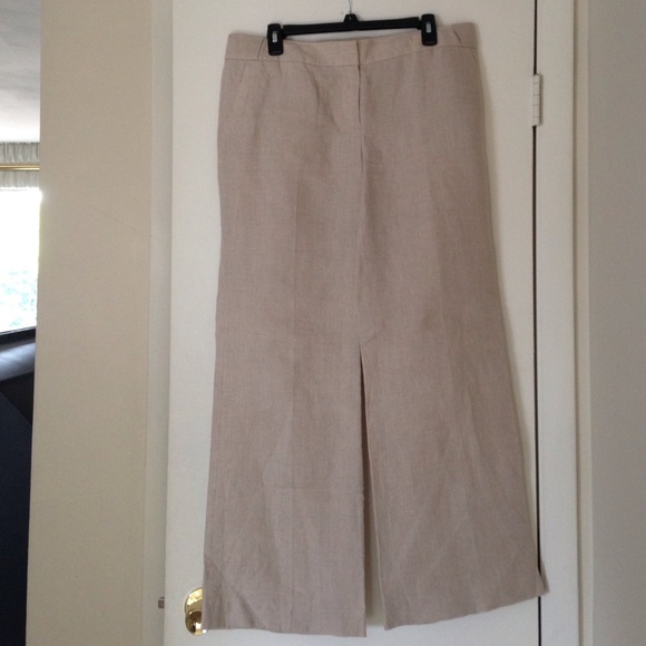 J Crew linen pants. City fit. Size 8.