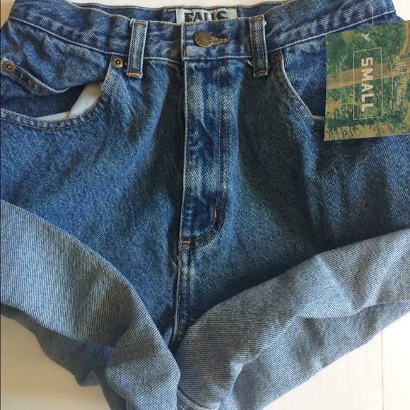 SOLD - Picture 2 of 4