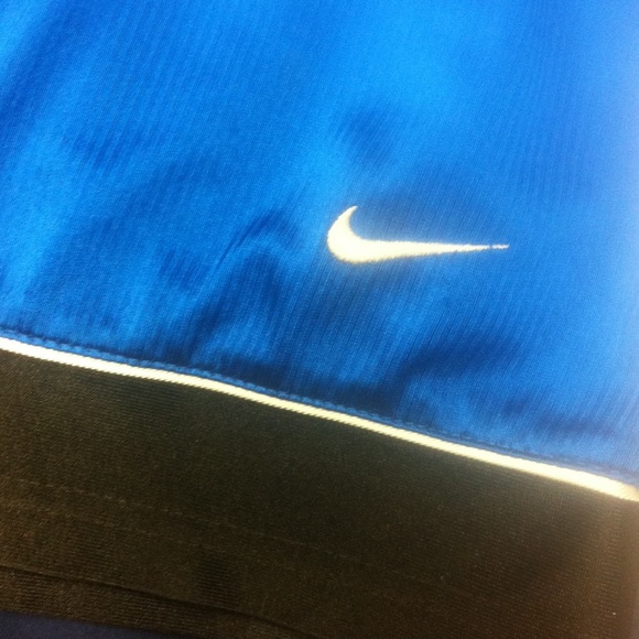 NIKE boys XL basketball shorts