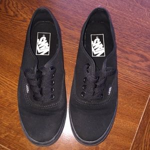 Black Vans shoes