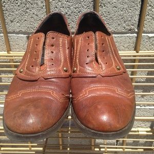 Manas Oxfords