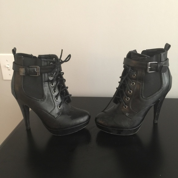 Guess Booties