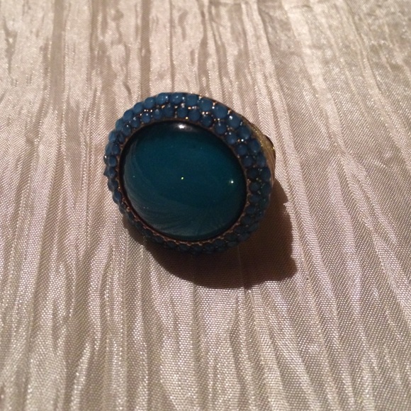 💎FREE💎 w/ purchase: Teal & gold ring