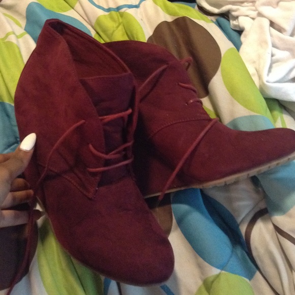 Forever 21 Burgundy Suede Wedges