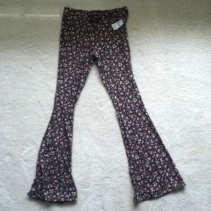 Floral flare leggings