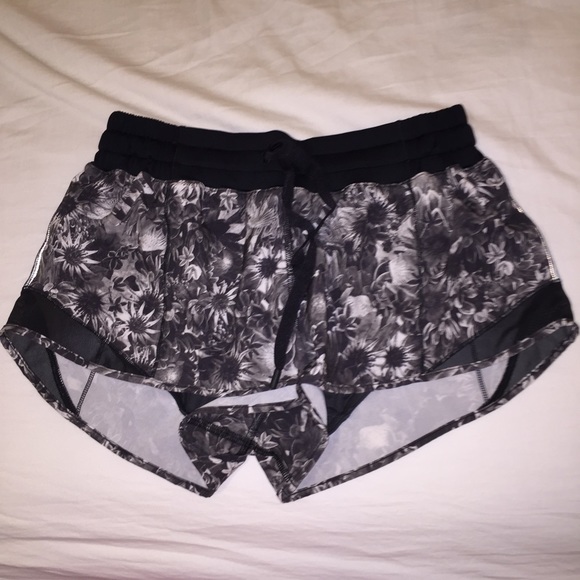 lululemon floral running shorts
