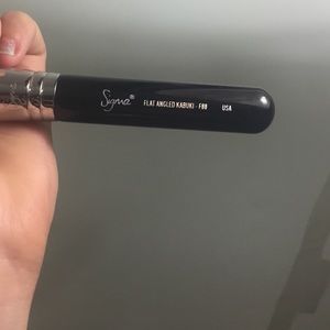 Flat Angled Kabuki Sigma brush