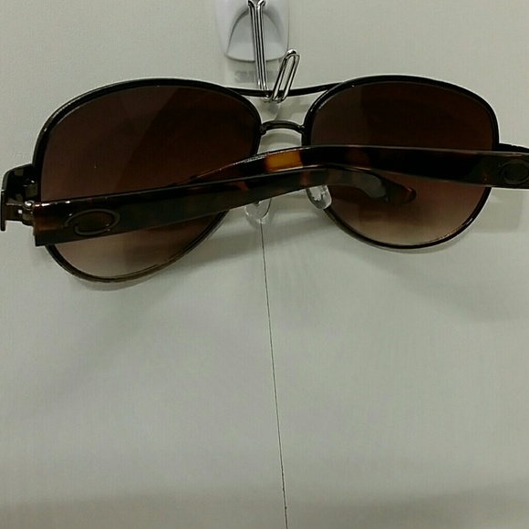 Oscar De La Renta Sunglasses main image 4