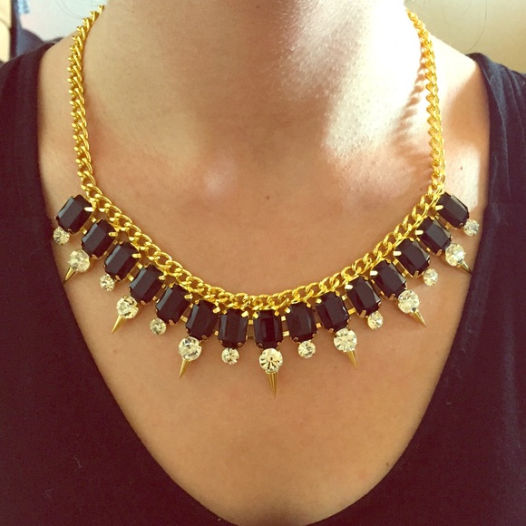 Fashion Jewelry Jewelry - 🆑 Gold Chain w/ Rhinestone & Spikes Set