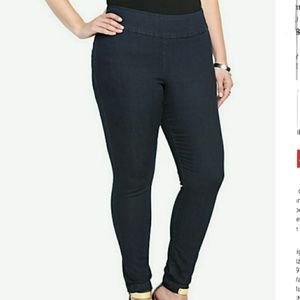 Dark Rinse Jeggings
