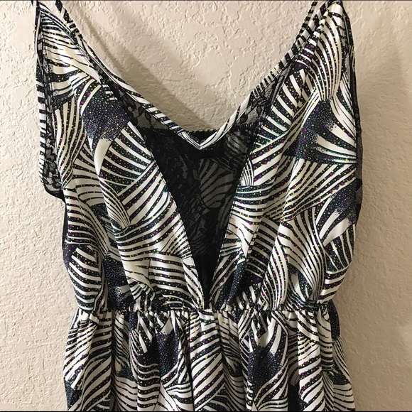 Summer Dress w Lace Cutouts - Picture 2 of 4