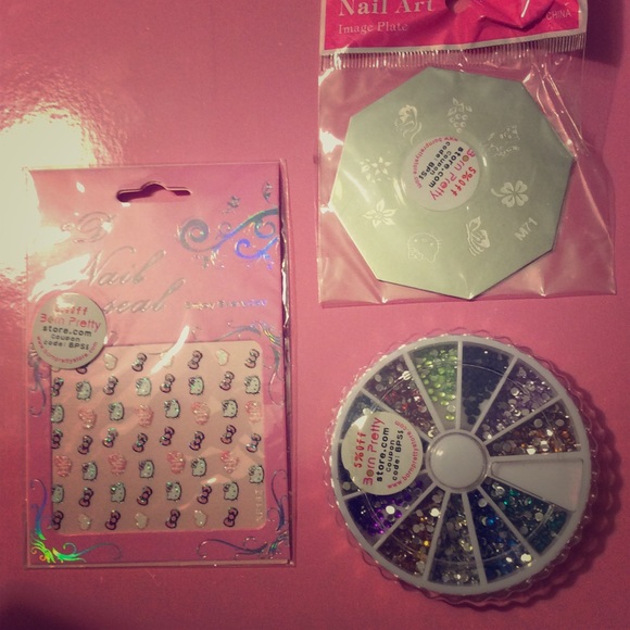 Hello Kitty Nail Art Set